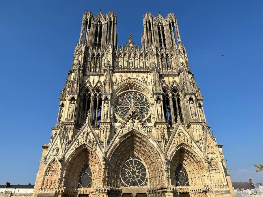 Hermes - Reims En Grandアパートメント エクステリア 写真